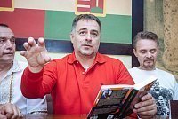 Сергій Ухачевський