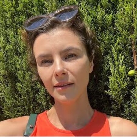 Анна Новакович